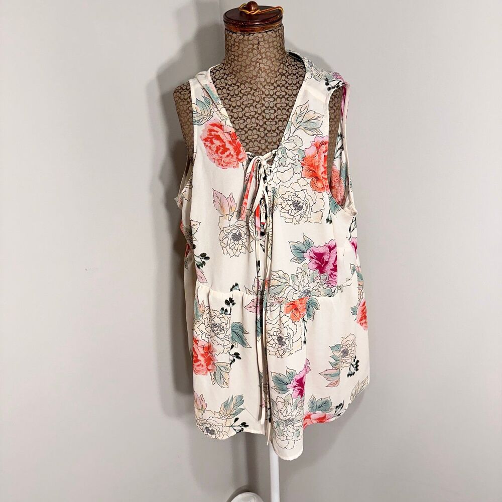 Torrid Floral Sleeveless Blouse